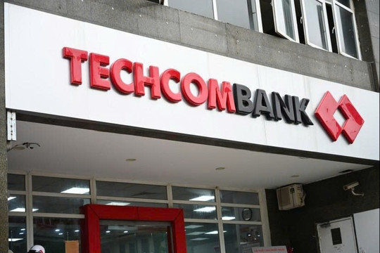 Ông Phùng Quang Hưng rời ghế Phó Tổng giám đốc Thường trực Techcombank từ 1/8