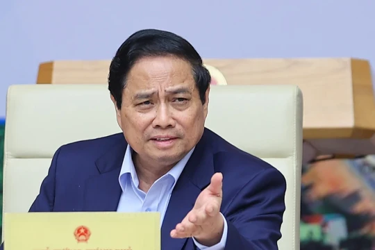 Long Thành 'chạy 3 ca, 4 kíp', cao tốc vượt mốc lịch sử chào mừng 80 năm Quốc khánh