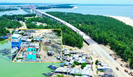 Cầu vượt cửa biển nghìn tỷ dài nhất miền Trung gặp khó giai đoạn nước rút