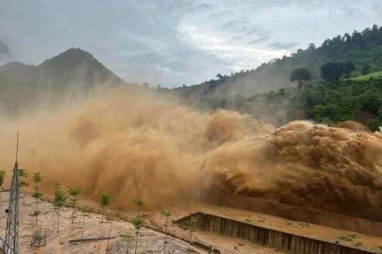 14 người chết và mất tích vì mưa lũ kinh hoàng ở Điện Biên