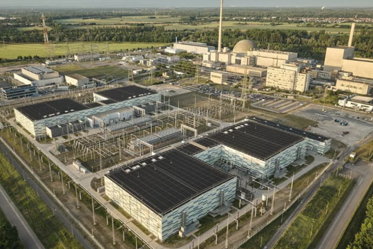 Chuyển đổi nhà máy điện hạt nhân thành 'siêu pin' 800 MWh để cung cấp điện cho 100.000 hộ dân