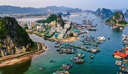 Đặc khu kinh tế đầu tiên của Việt Nam chi hơn 2.600 tỷ để làm đường ven biển