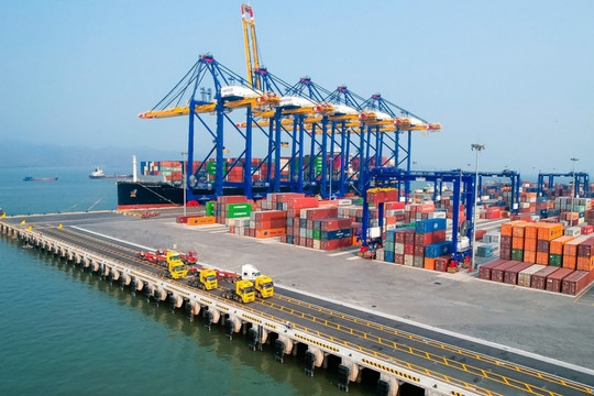 Đề nghị bổ sung vũng quay cho cảng nước sâu thông minh đầu tiên của Việt Nam đón siêu tàu 200.000DWT