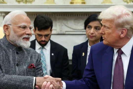 Tổng thống Mỹ Trump lại đe dọa Ấn Độ, New Delhi đáp trả