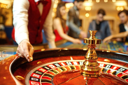 Lý do Bộ Tài chính đề xuất người Việt vào casino phải mua vé giá 2,5 triệu đồng/ngày