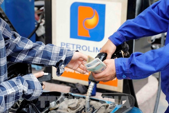 Nhận lệnh từ Chính phủ, Petrolimex (PLX) kích hoạt chiến dịch bảo vệ môi trường toàn hệ thống