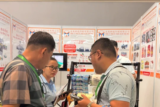 Doanh nghiệp đau đầu vì thu gom bao bì, chứng từ