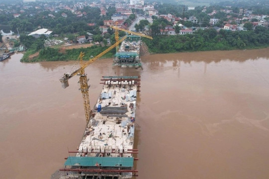 Doanh nghiệp thuộc Bộ Quốc phòng thi công thần tốc, đưa cầu Phong Châu về đích sớm 3 tháng