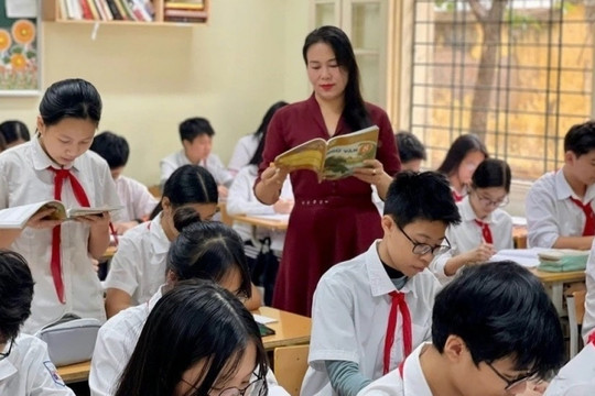 Nhiều địa phương vẫn thiếu giáo viên, 3 đối tượng sẽ được ưu tiên tuyển dụng từ năm 2026: Nên biết để xem có trong diện này không?