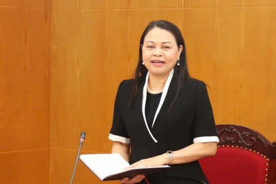 Chuyển đổi số là khâu đột phá, phải 'bắt tay ngay vào công việc, không chờ đợi'