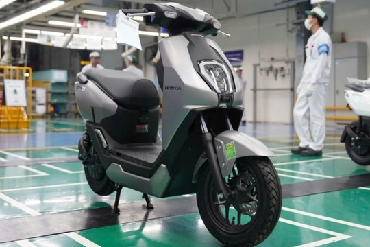 Honda mở bán pin ICON e:, giá xe tăng thêm gần 10 triệu đồng