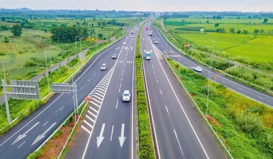 Diễn biến mới nhất về dự án mở rộng tuyến cao tốc từng hiện đại nhất Việt Nam
