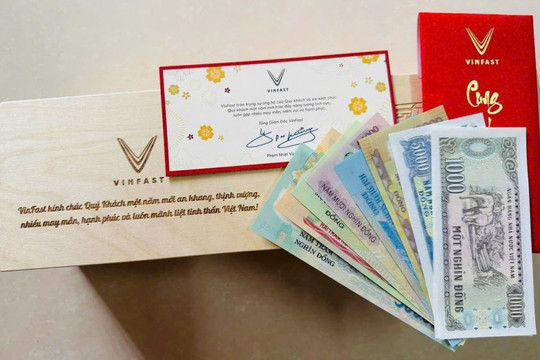 Bất ngờ với những lần VinFast 'mạnh tay' tặng quà khủng cho khách hàng
