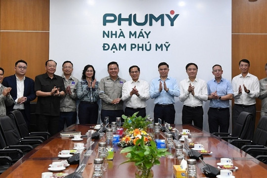 Vừa báo lãi lớn, doanh nghiệp phân bón hàng đầu Việt Nam đón Phó Thủ tướng tới thăm