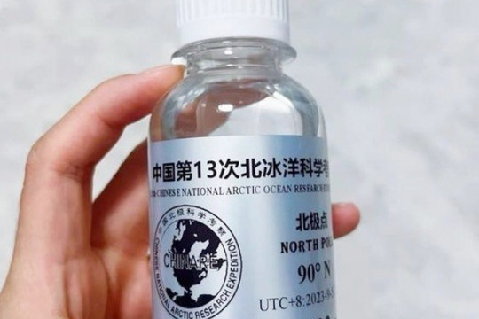 Rao bán một chai ‘nước biển Bắc Cực’ với giá 35 triệu đồng, sự thật đằng sau khiến nhiều người ‘ngã ngửa’