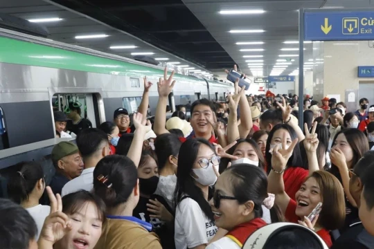 Metro Hà Nội lập kỷ lục vận chuyển hành khách