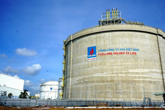 PV GAS lọt Top 12 doanh nghiệp lợi nhuận cao nhất Việt Nam nửa đầu năm 2025