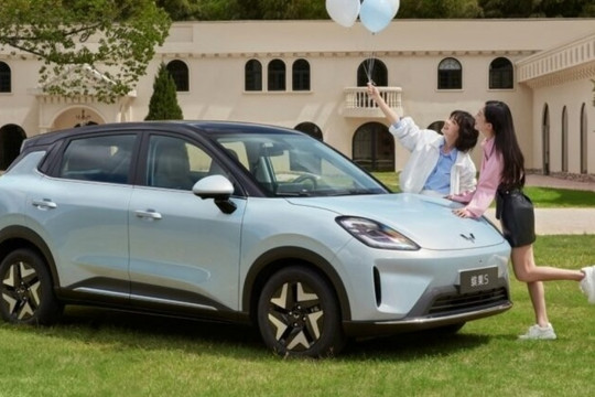 Mẫu SUV điện đẹp hút mắt từ cái nhìn đầu tiên: Pin hiện đại, chạy một mạch từ Hà Nội - Nghệ An mới sạc, giá hơn 300 triệu