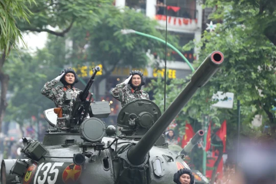 Mãn nhãn với dàn xe tăng, thiết giáp tham gia sơ duyệt diễu binh