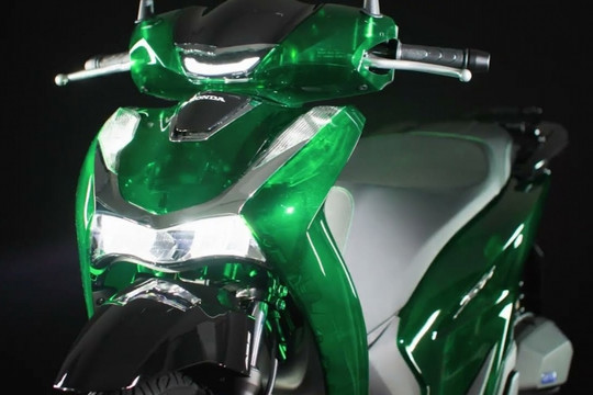 Honda tung ưu đãi lớn dịp Quốc khánh: Mua xe tay ga, tặng kèm xe máy điện trị giá 15 triệu đồng