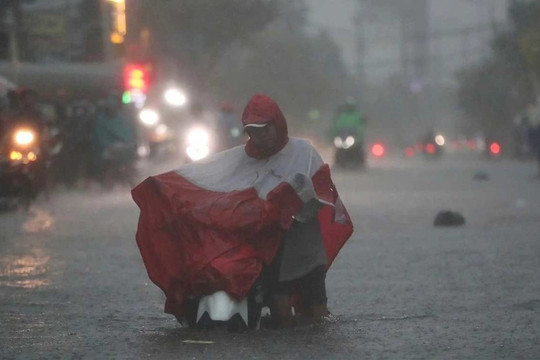 Hà Nội dự báo tiếp tục mưa trong ngày sơ duyệt Lễ diễu binh, diễu hành A80