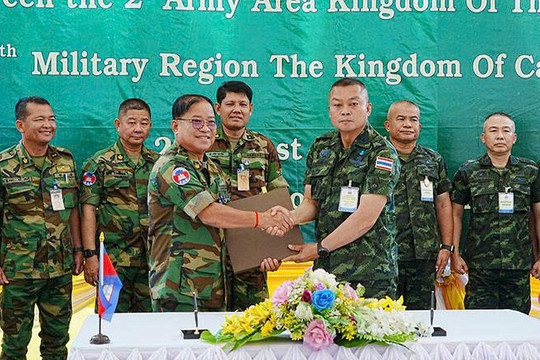 Campuchia - Thái Lan ký 11 cam kết hạ nhiệt căng thẳng biên giới