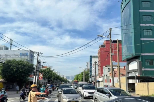 TPHCM dùng flycam giám sát giao thông dịp lễ 2/9