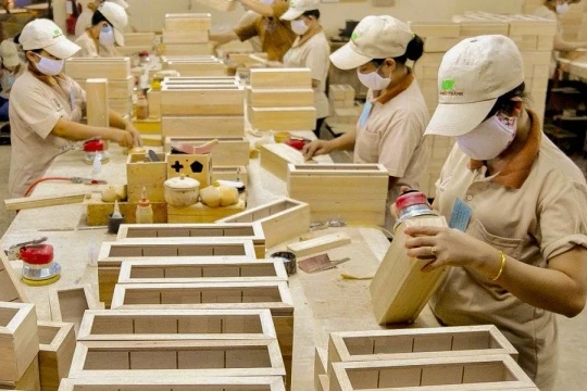 Doanh nghiệp Việt thấp thỏm trước động thái điều tra gỗ nội thất của Mỹ