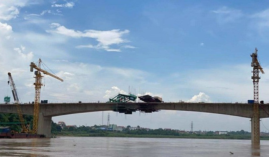 Cầu hơn 600 tỷ thay thế cầu 30 năm tuổi thi công thần tốc: Ghi kỷ lục khi hợp long chỉ sau 10 tháng thi công