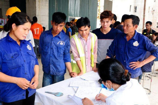Những trường hợp không ốm vẫn được nghỉ việc và hưởng chế độ ốm đau, người lao động cần biết để đảm bảo quyền lợi