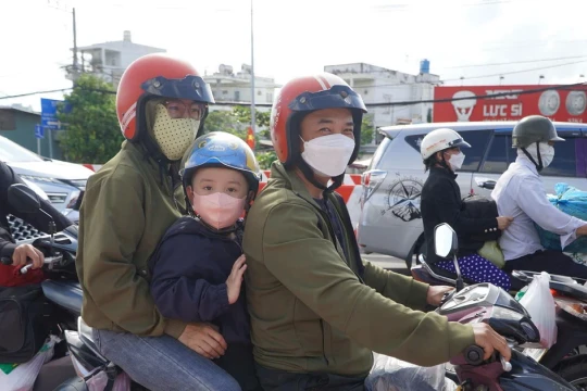 Các cửa ngõ TPHCM ken đặc xe cộ chiều cuối kỳ nghỉ lễ 2/9