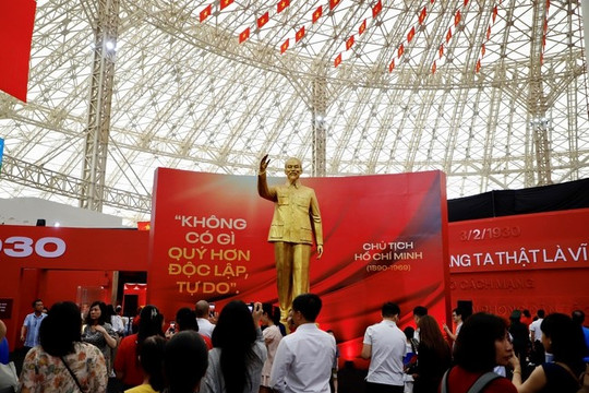 Triển lãm lớn nhất Việt Nam đón 4 triệu khách trong 6 ngày