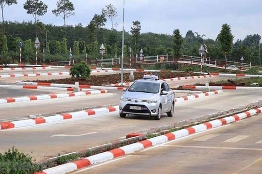 Từ tháng 9/2025: Quy định mới nhất liên quan trực tiếp đến người học bằng lái xe, phải biết để đáp ứng đủ điều kiện
