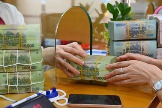 Tín dụng không thể mãi là ‘cỗ xe kéo’ tăng trưởng