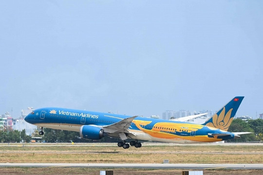 Vietnam Airlines (HVN) tăng tốc nửa cuối năm 2025, kỳ vọng bứt phá toàn diện