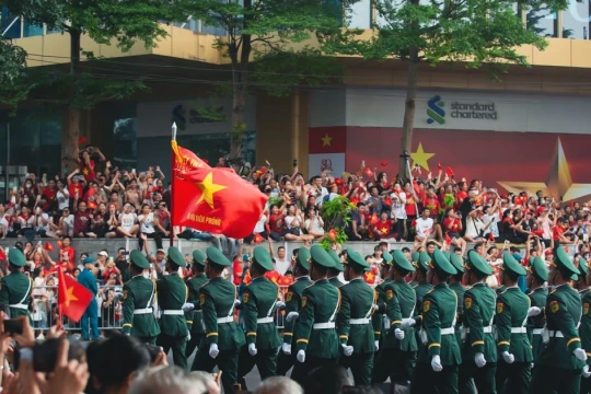 '79 khối diễu binh, diễu hành, còn khối 80 chính là nhân dân'