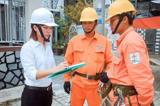 Bộ Công Thương đề xuất tính khoản lỗ của EVN vào giá điện