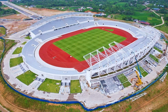 Chỉ vài tháng nữa, sân vận động lớn nhất miền núi phía Bắc sẽ đi vào hoạt động, sức chứa 22.000 chỗ, đạt chuẩn quốc tế