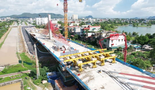Sắp thông xe cầu vượt đường sắt Bắc - Nam tại tỉnh Thanh Hóa