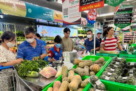 Áp thuế thu nhập cá nhân: Mức bao nhiêu là 'thấu hiểu' người dân?