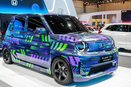 Honda vừa ra mắt mẫu ô tô điện tí hon, chạy gần 300 km mỗi lần sạc, lấn át đối thủ Nissan