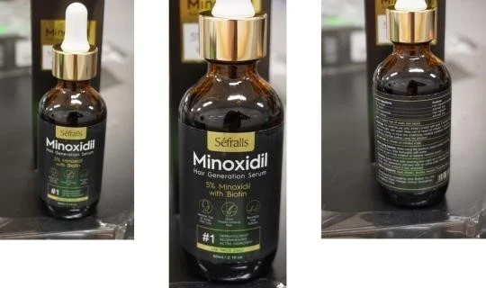 Cảnh báo tinh chất mọc tóc, dép nhựa chứa chất gây ung thư