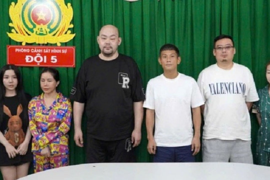 Bắt ông chủ người nước ngoài của một nhà hàng 'có tiếng'