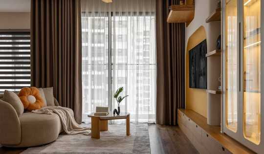 Tổ ấm 70m2 nổi bật với nội thất đương thời và bảng màu ấm cúng