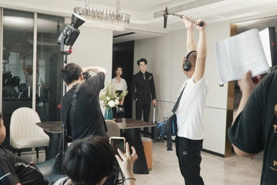 ‘Tổng tài’ và ‘tiểu thư trùng sinh’ hồi sinh bất động sản bỏ hoang ở Trung Quốc