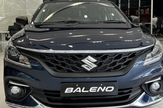 Suzuki ‘tất tay’ với mẫu hatchback cỡ B giá chỉ 180 triệu: Tất cả các phiên bản đều 6 túi khí, thiết kế đẹp, dễ cho Hyundai i10 về nhì