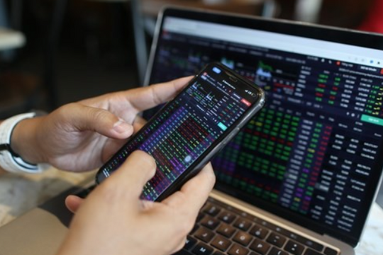 Nhà đầu tư Hàn Quốc ồ ạt rót vốn vào chứng khoán Việt Nam