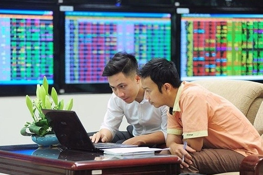 Tự doanh chứng khoán đang gom diện rộng cổ phiếu ngân hàng