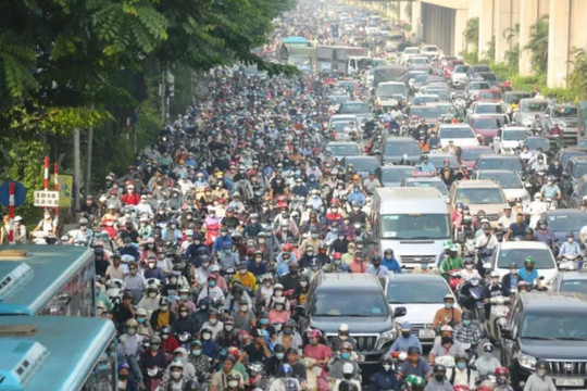 Cục Đăng kiểm Việt Nam chính thức lên tiếng trước thông tin '96% xe chạy xăng phải ngừng bán'