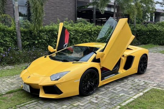 Lai lịch xe Lamborghini đang được rao bán, đi 13 năm lỗ 13 tỷ đồng: Từng thuộc sở hữu của ông Đặng Lê Nguyên Vũ